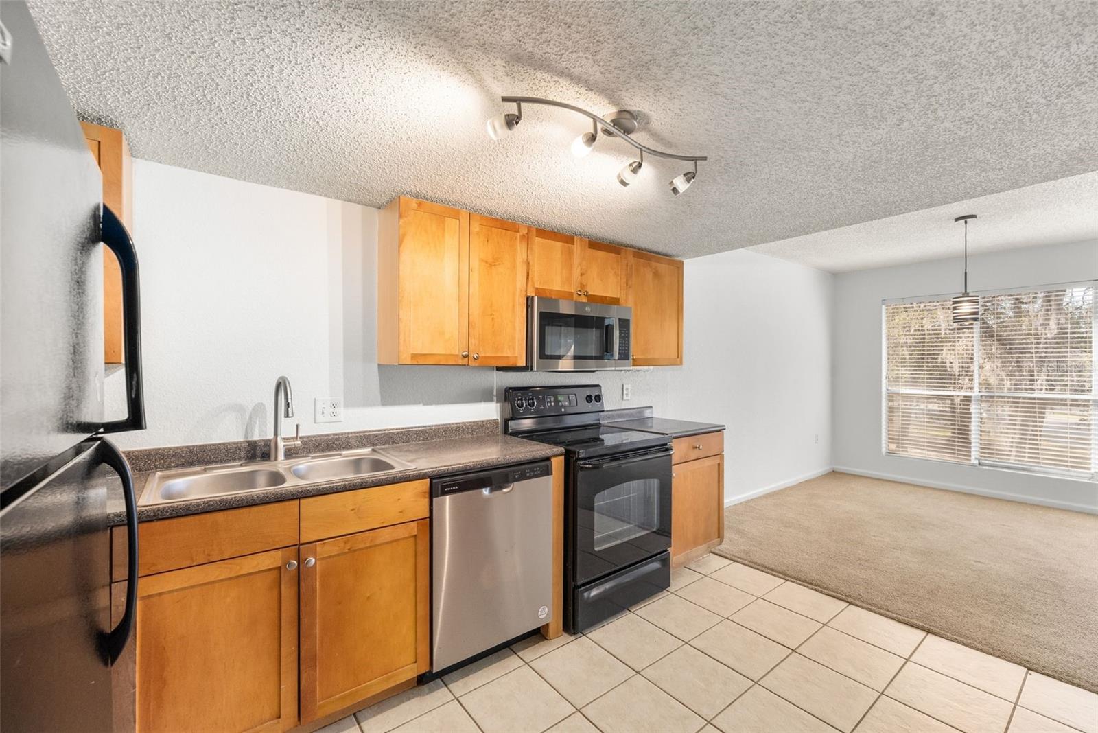 1810 NW 23 BOULEVARD 201