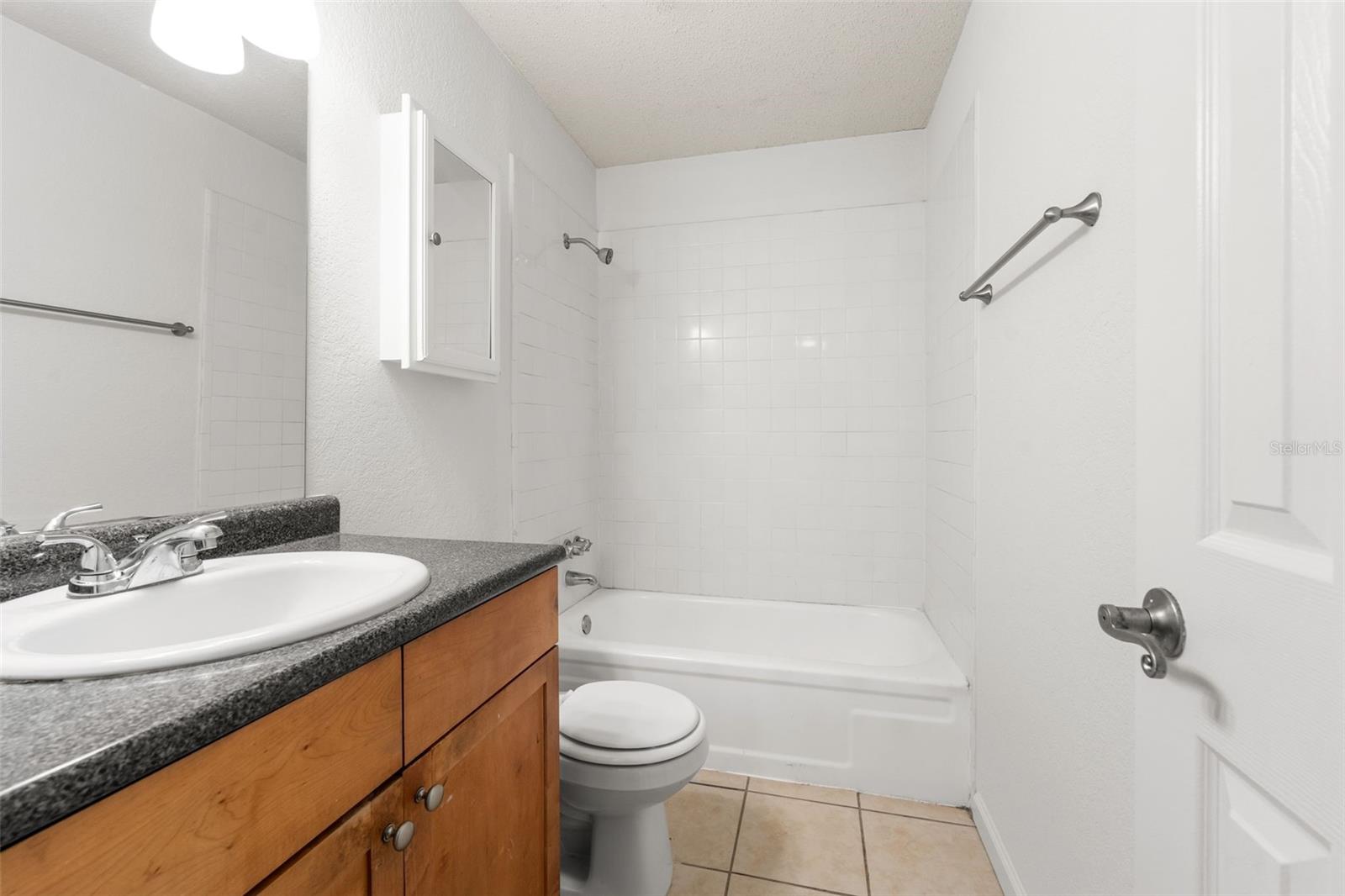 CREEKS EDGE - Residential