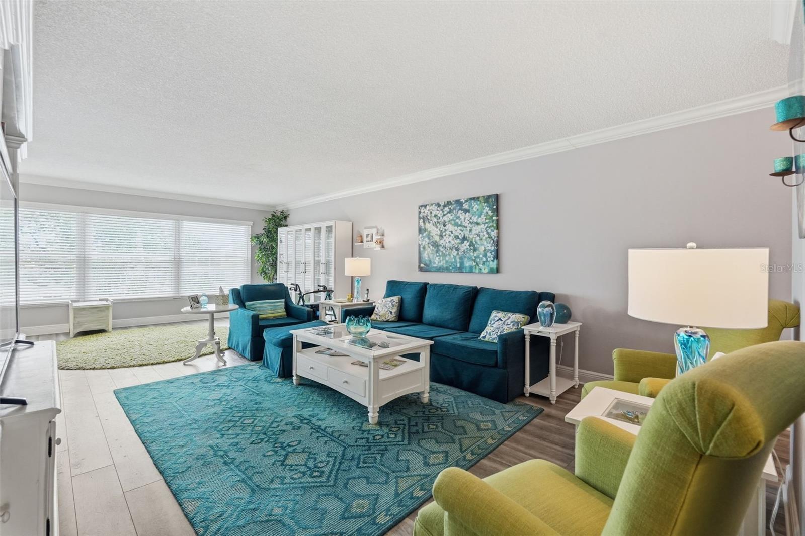 PENTHOUSE GREENS - Residential