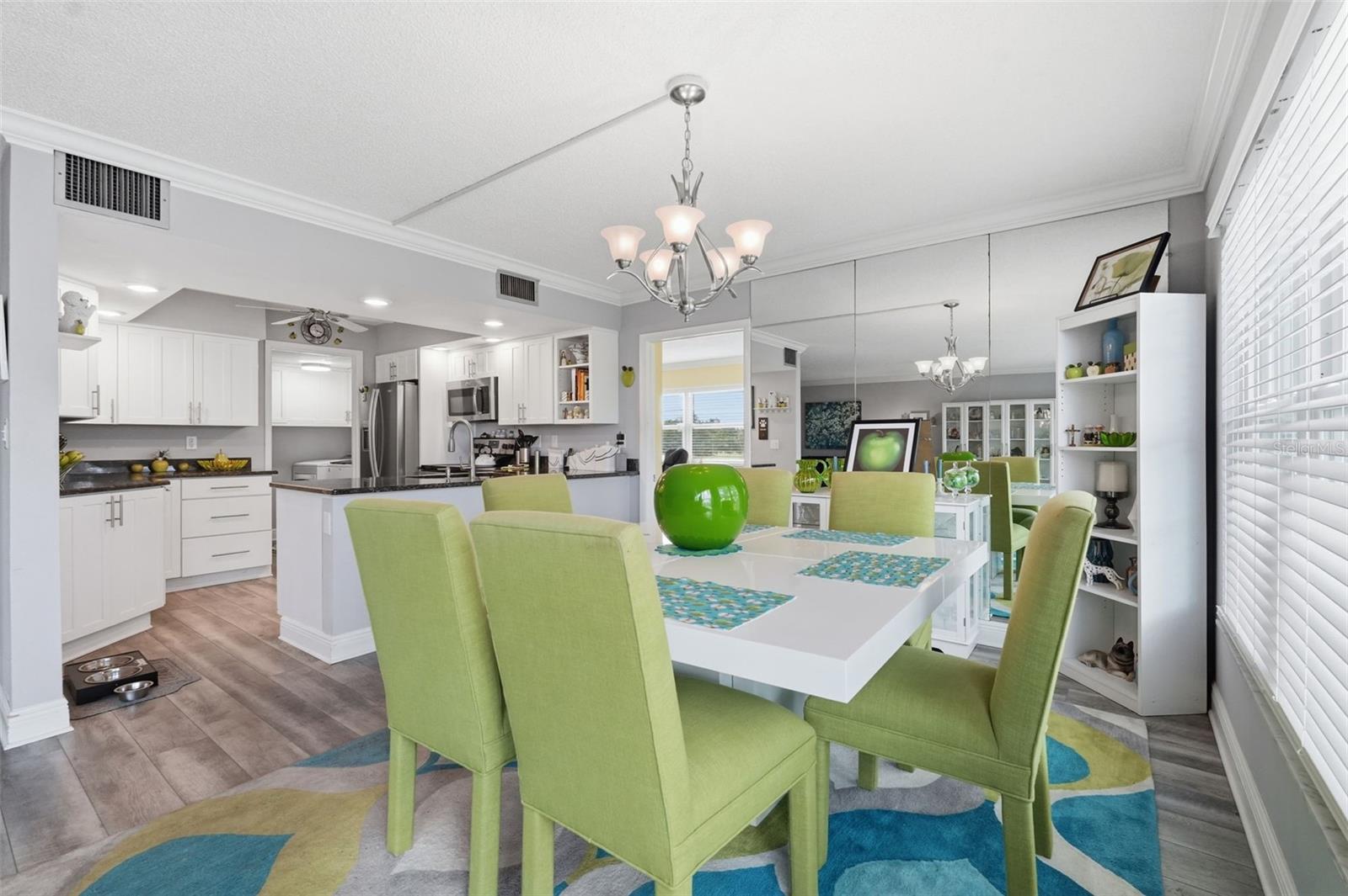 PENTHOUSE GREENS - Residential