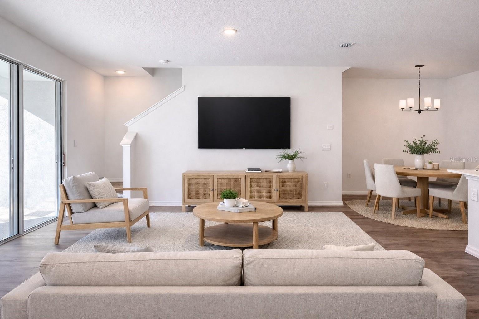 BRENTWOOD - Residential Lease