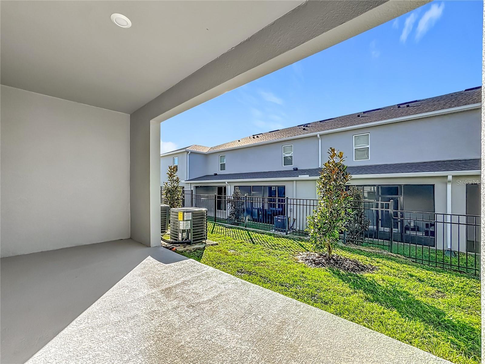 BRENTWOOD - Residential Lease