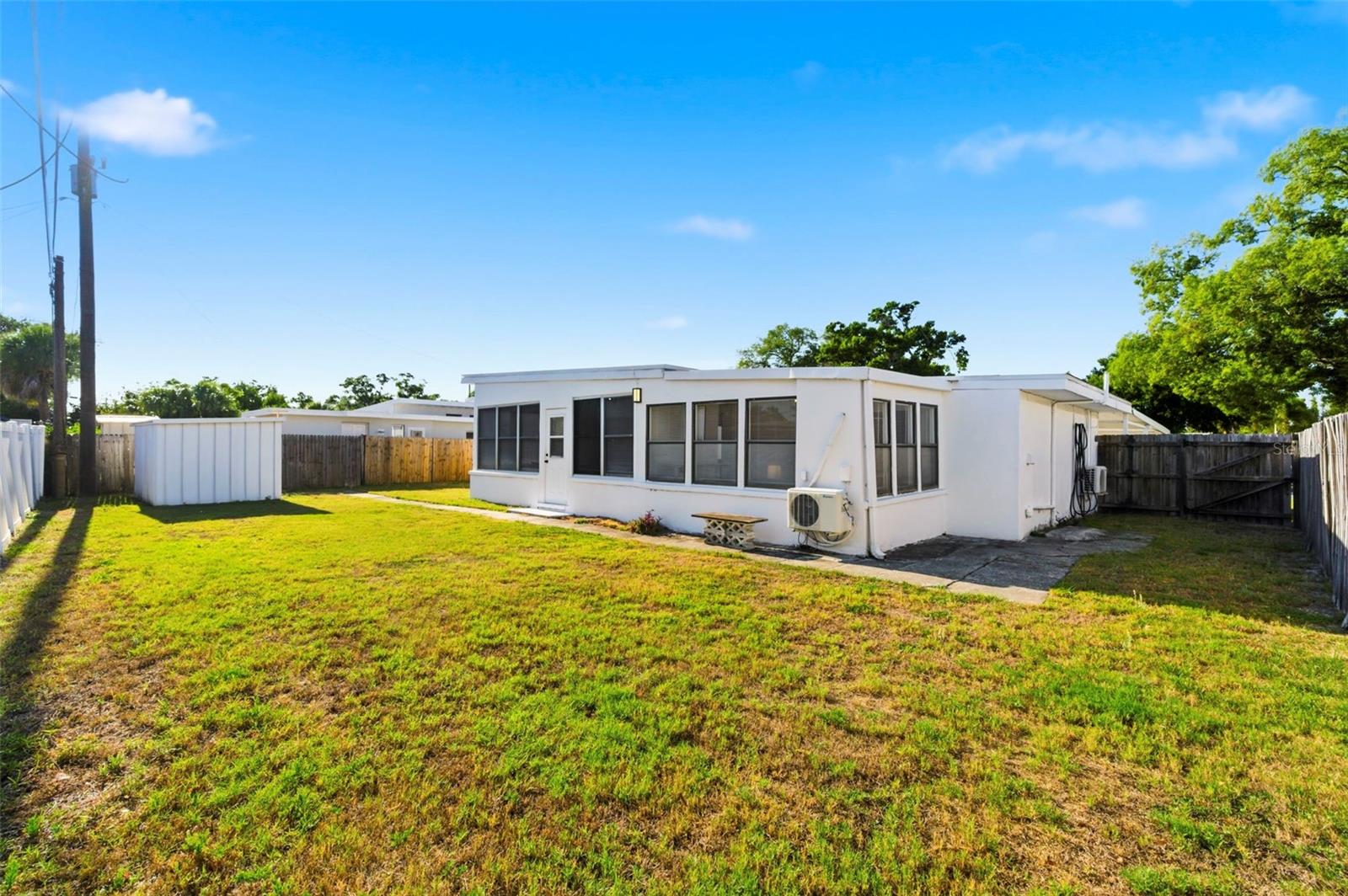 GARDEN MANOR SEC 1 - Residential
