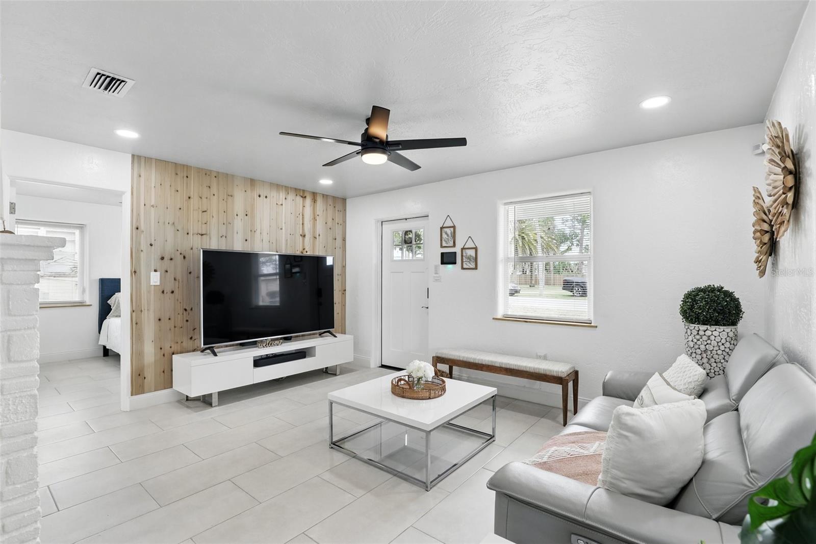 HESTERS - Residential Lease