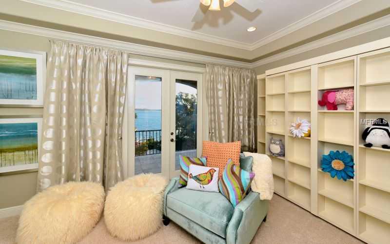 HARBOR ACRES - Residential