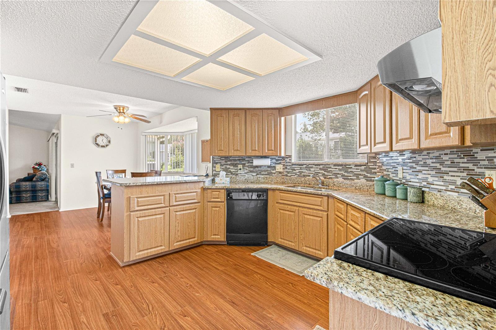 OAK RUN - Residential