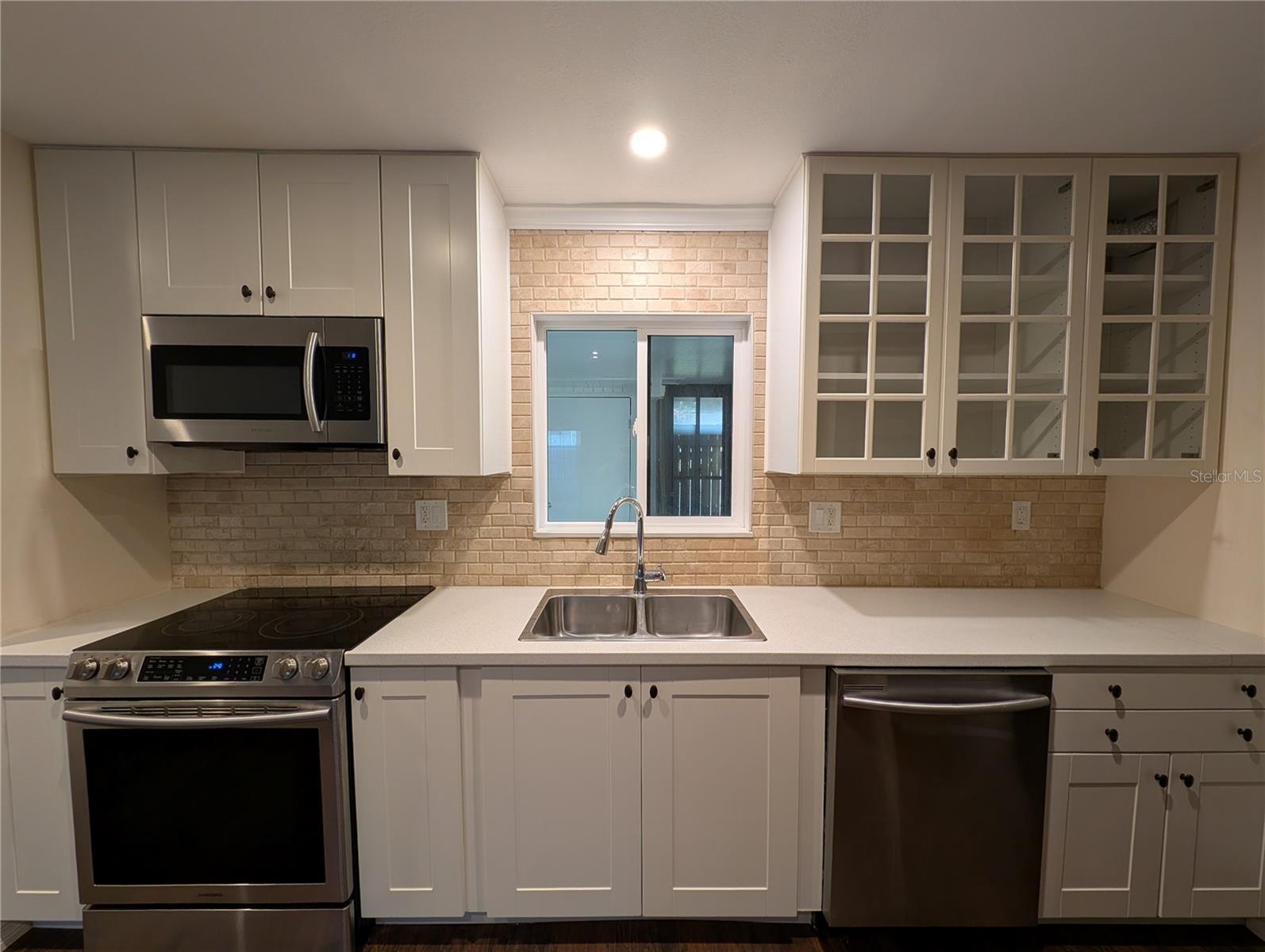 MEADOWOOD CONDO VILLAGE - Residential