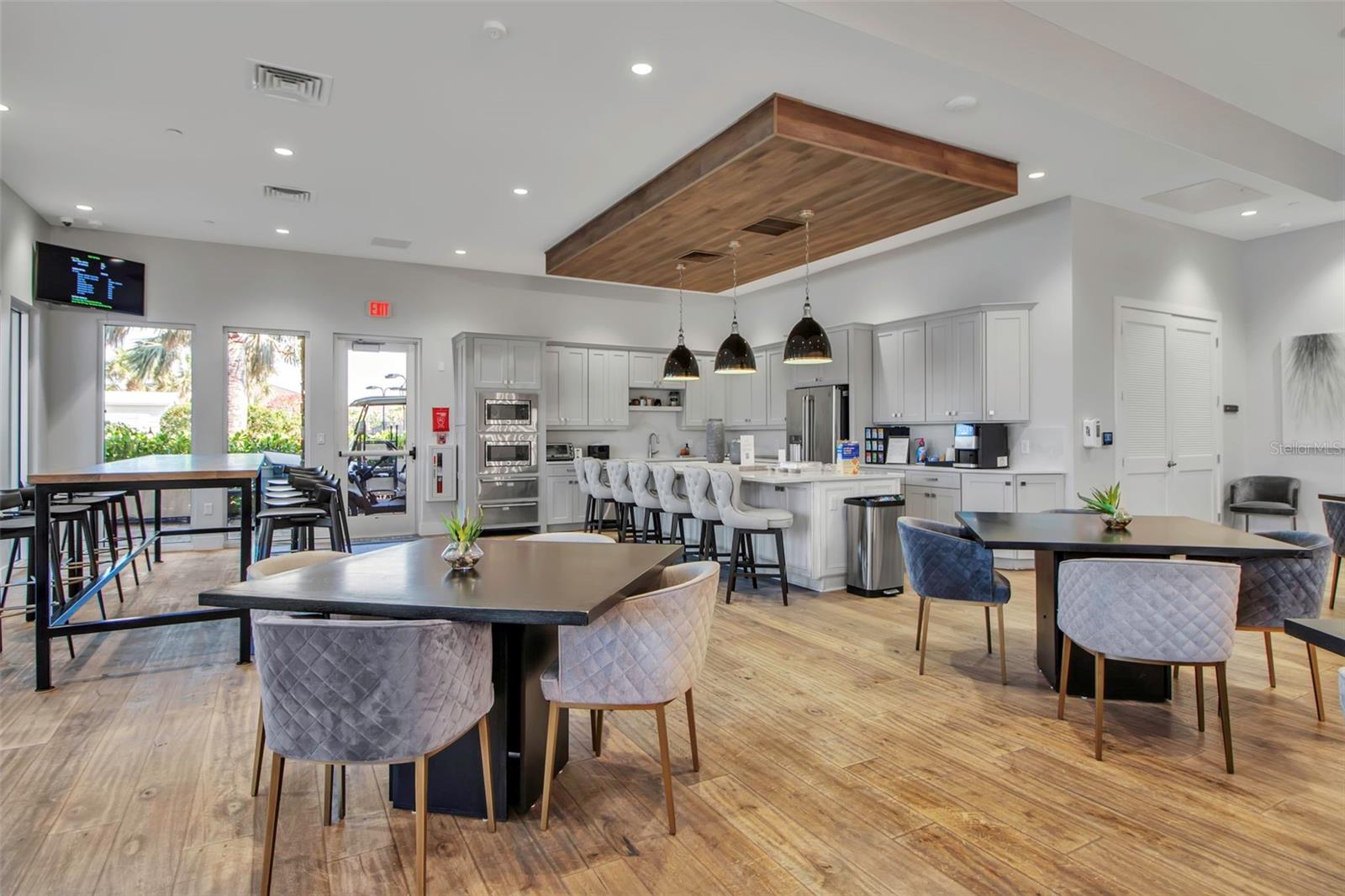 LEGACY ESTS/PALMER RANCH PH 1 - Residential