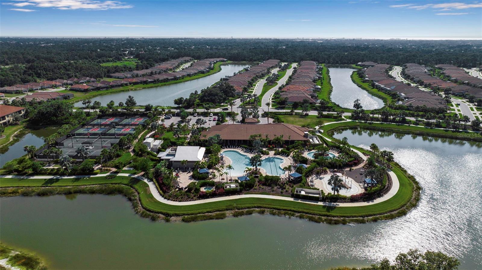 LEGACY ESTS/PALMER RANCH PH 1 - Residential