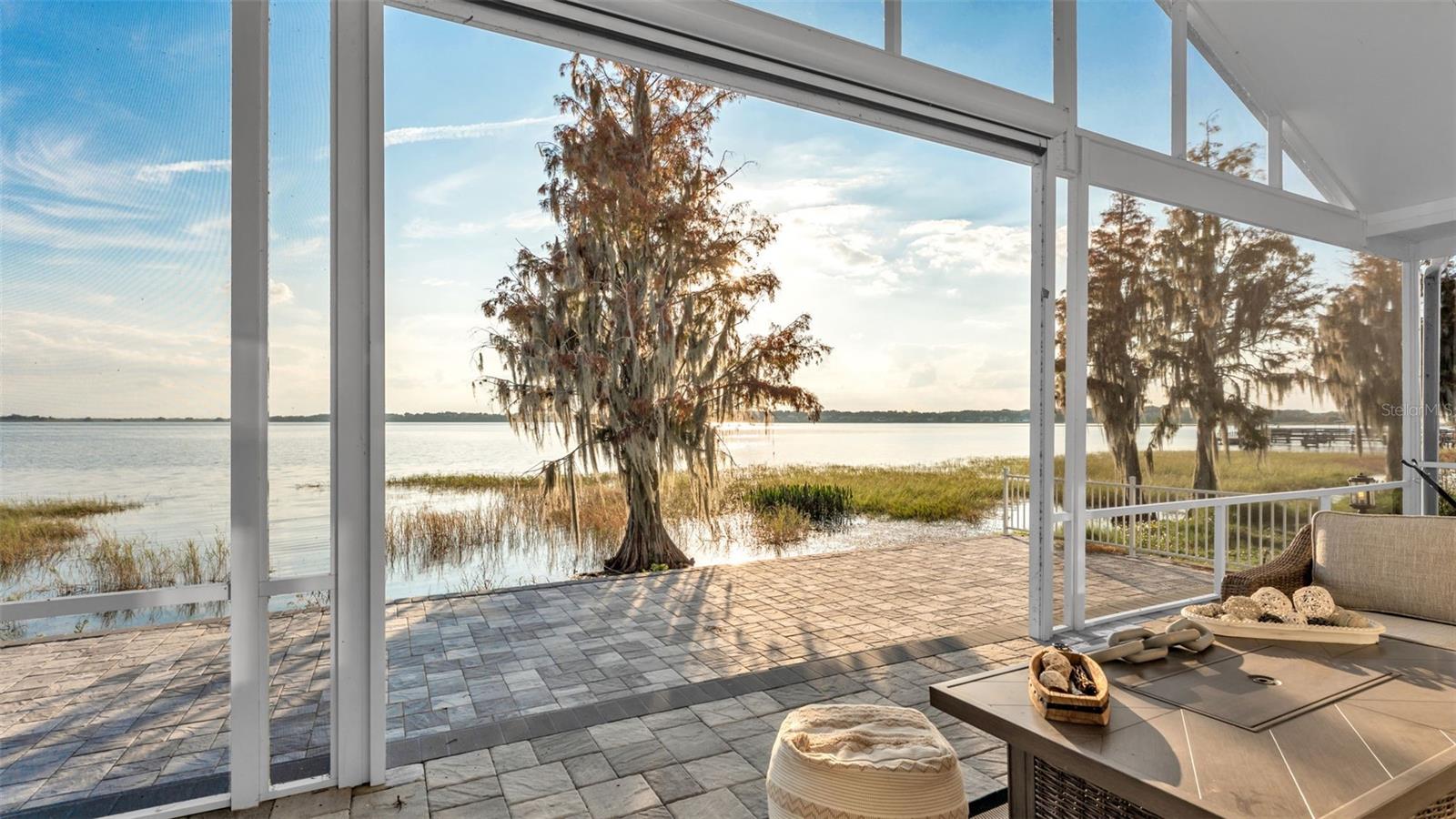 JULIANA LANDINGS - Residential