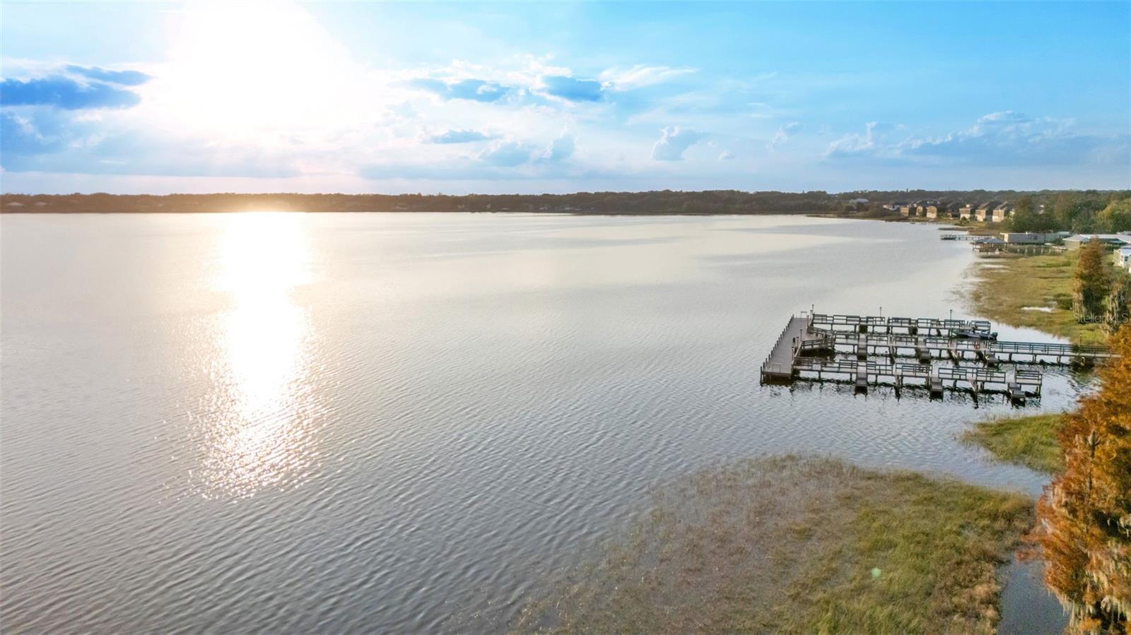 JULIANA LANDINGS - Residential