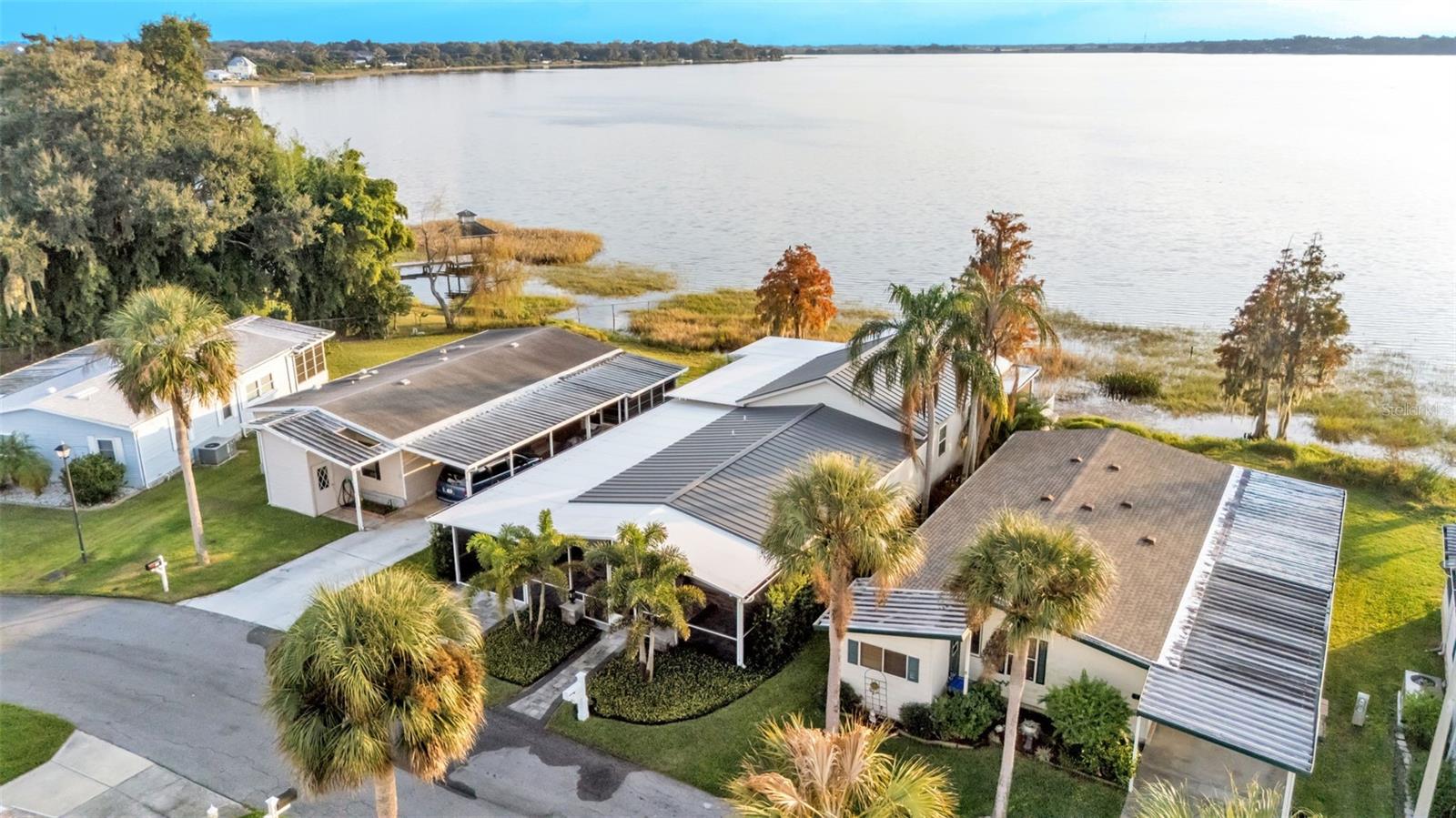 JULIANA LANDINGS - Residential