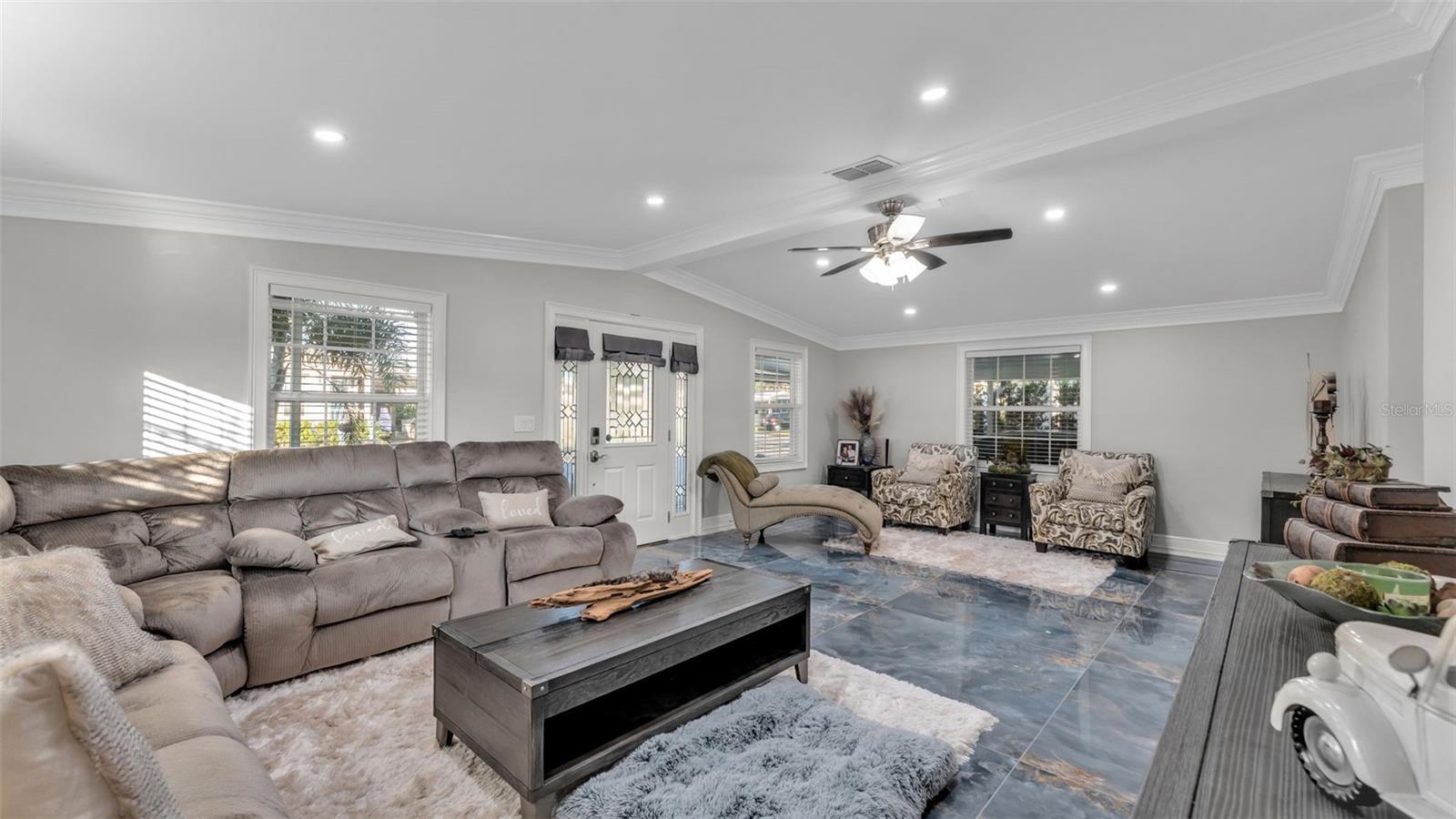 JULIANA LANDINGS - Residential