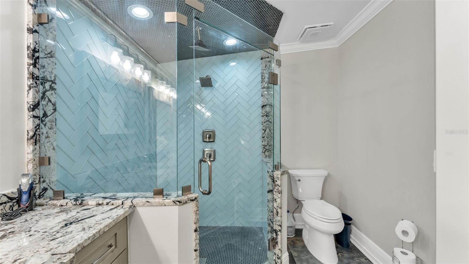 JULIANA LANDINGS - Residential