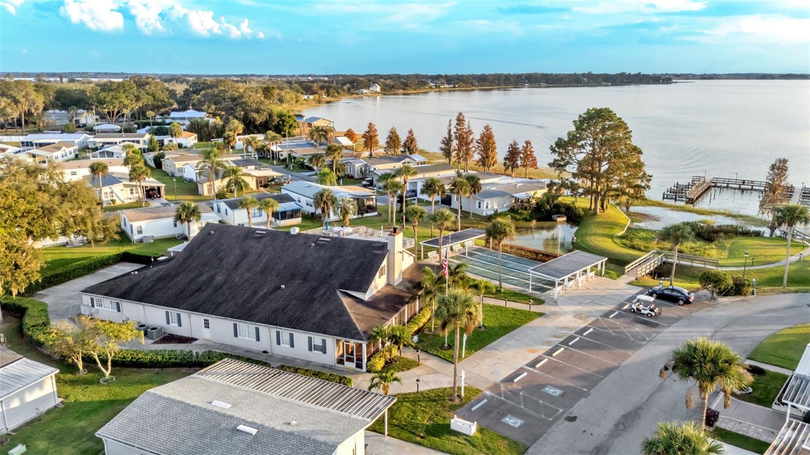 JULIANA LANDINGS - Residential