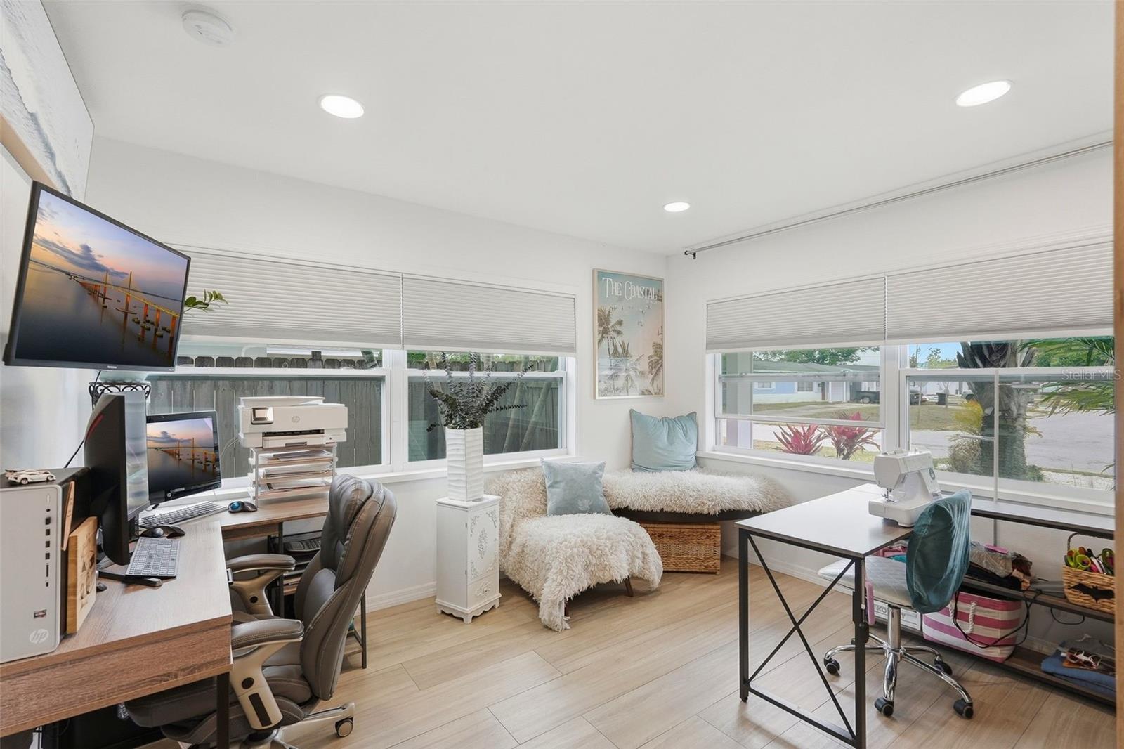 SHERYL MANOR - Residential