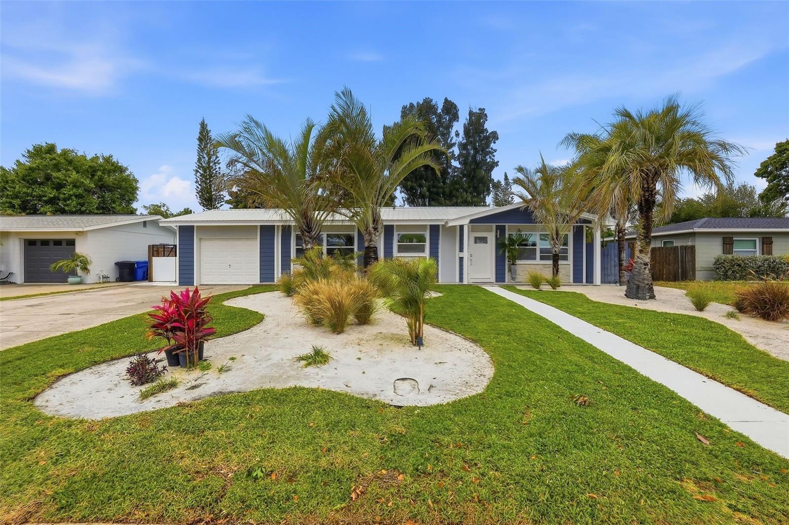 SHERYL MANOR - Residential