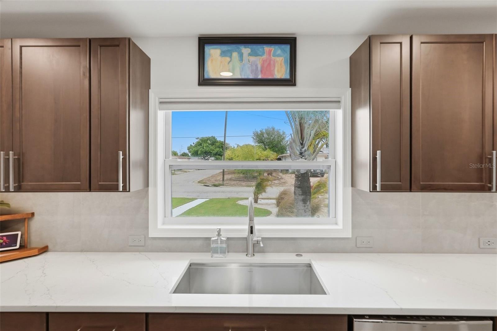 SHERYL MANOR - Residential