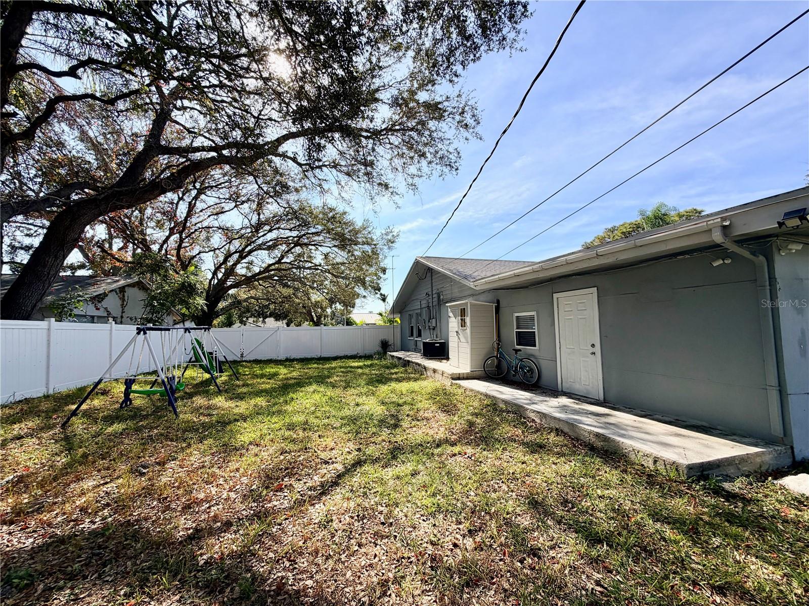 BIG ACRES - Residential Lease