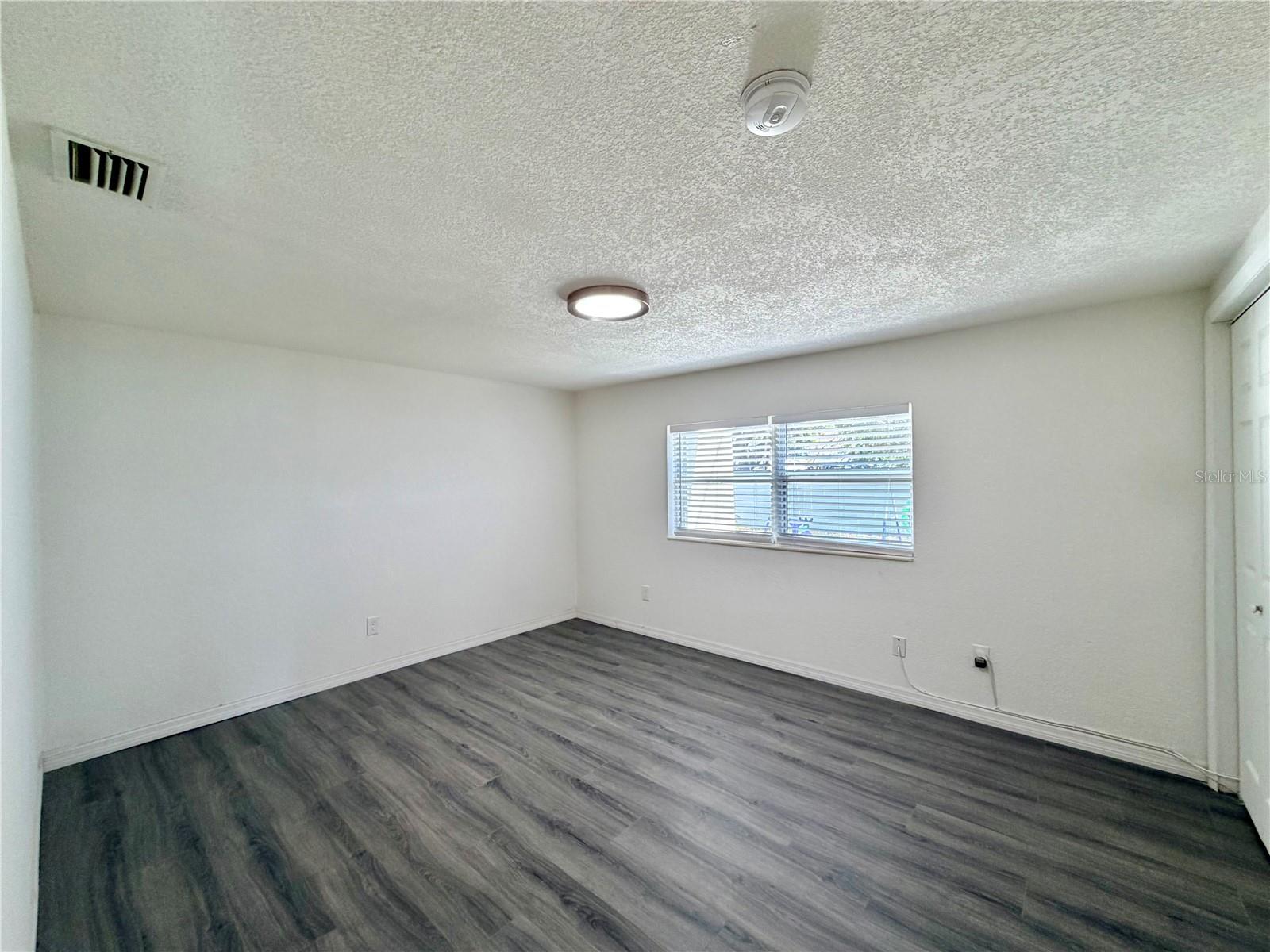 BIG ACRES - Residential Lease