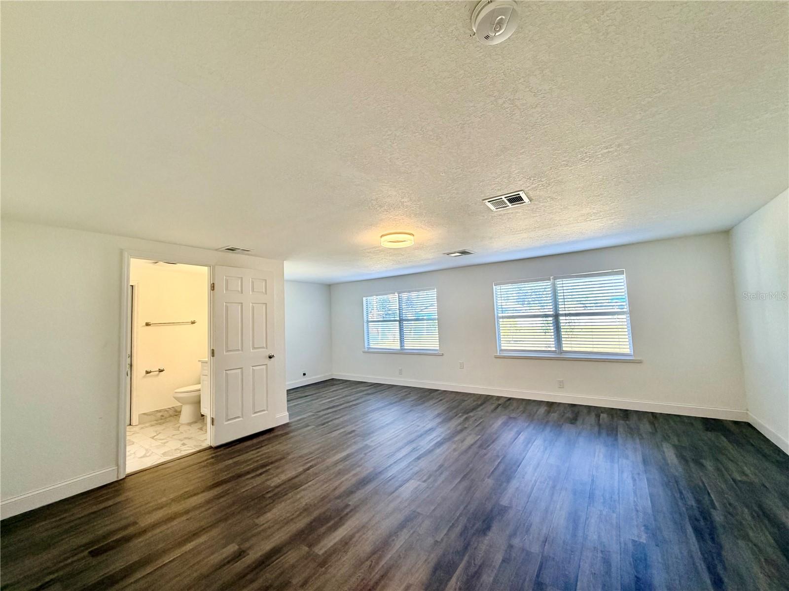 BIG ACRES - Residential Lease