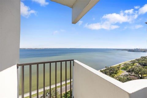 Photo of 4141 Bayshore Boulevard #1702, Tampa, FL 33611 (MLS # TB8520576)