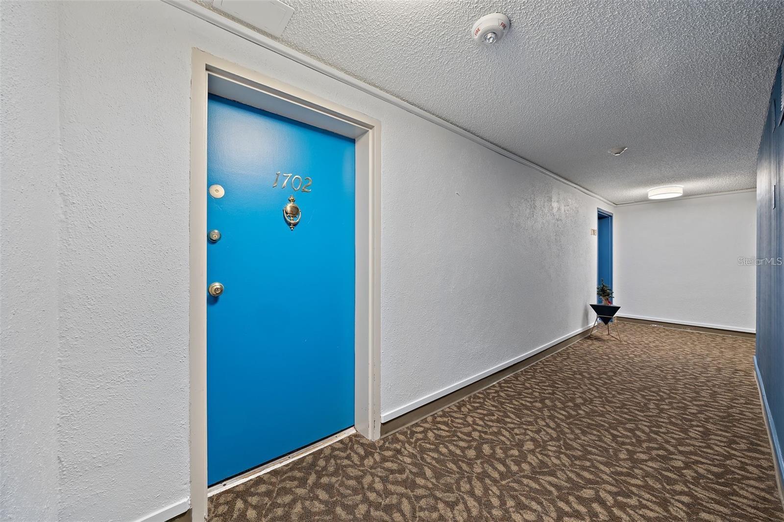 4141 BAYSHORE BOULEVARD 1702