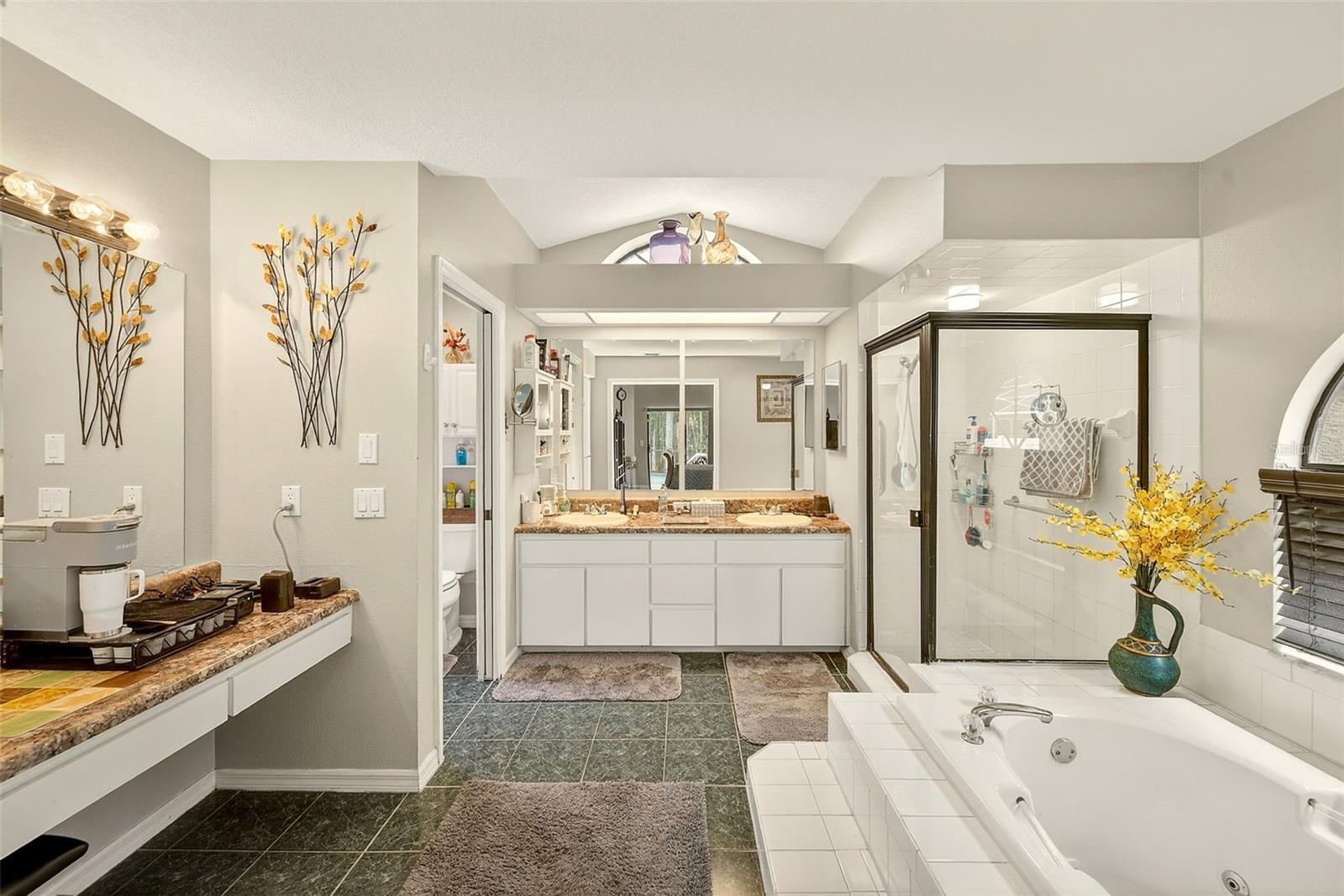 HUNTERS RIDGE - Residential