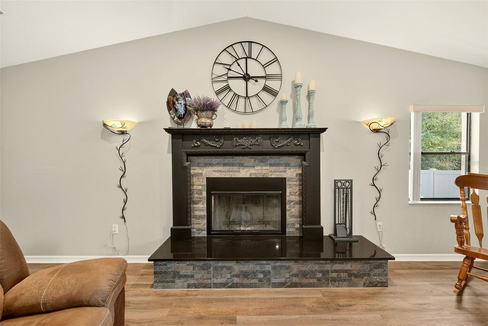 HUNTERS RIDGE - Residential