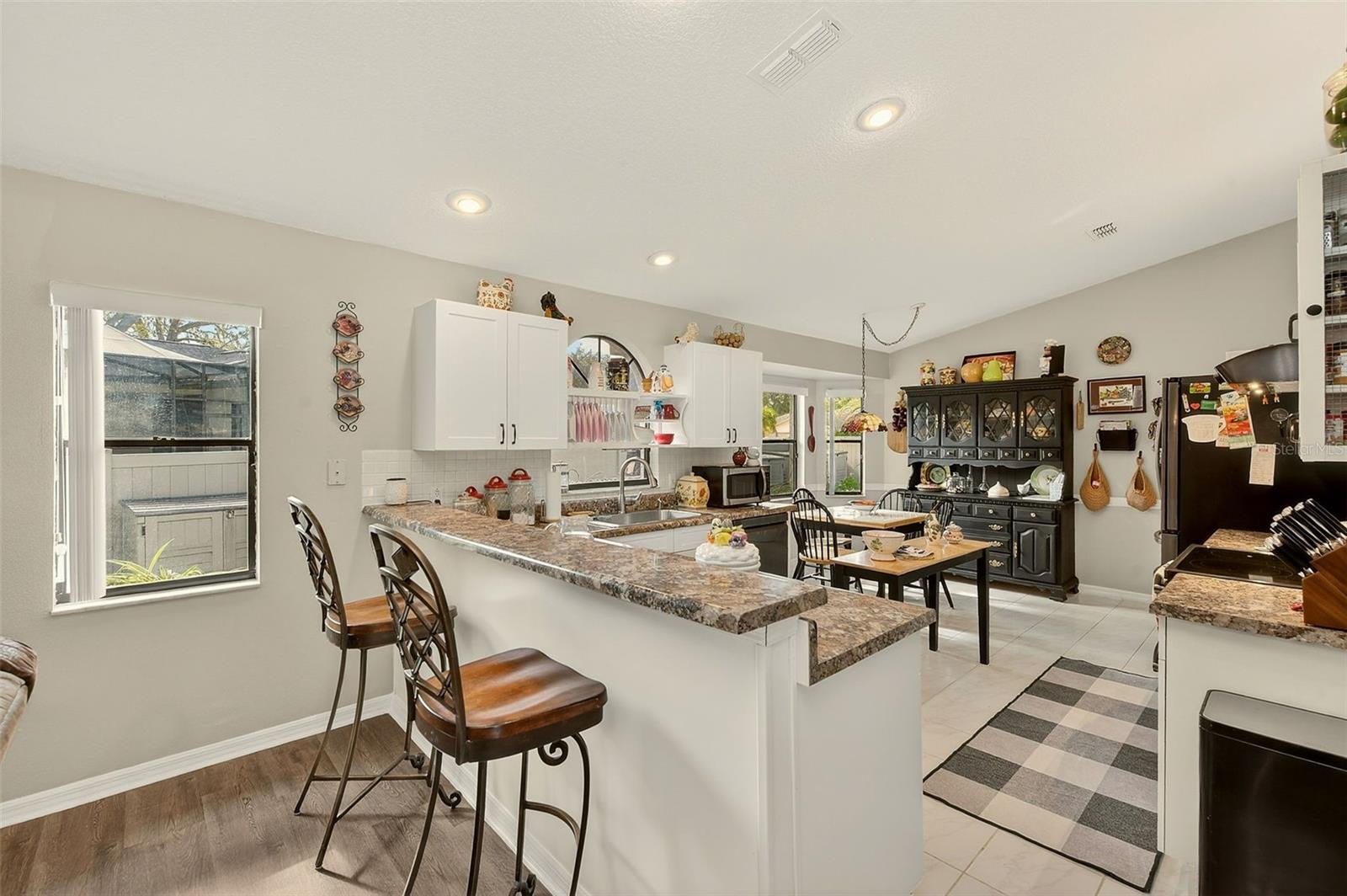 HUNTERS RIDGE - Residential