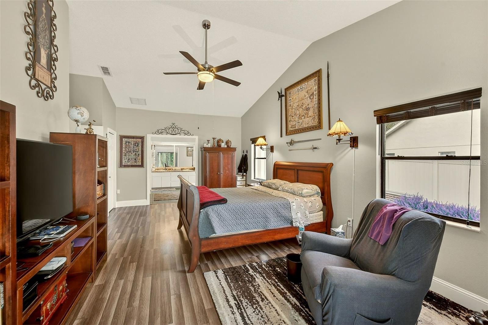 HUNTERS RIDGE - Residential