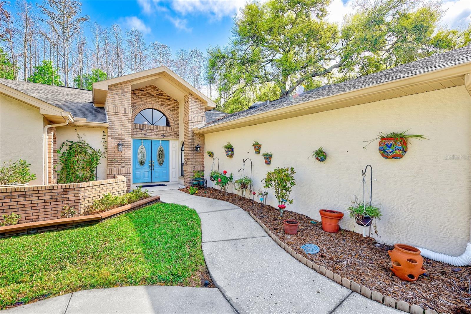 HUNTERS RIDGE - Residential