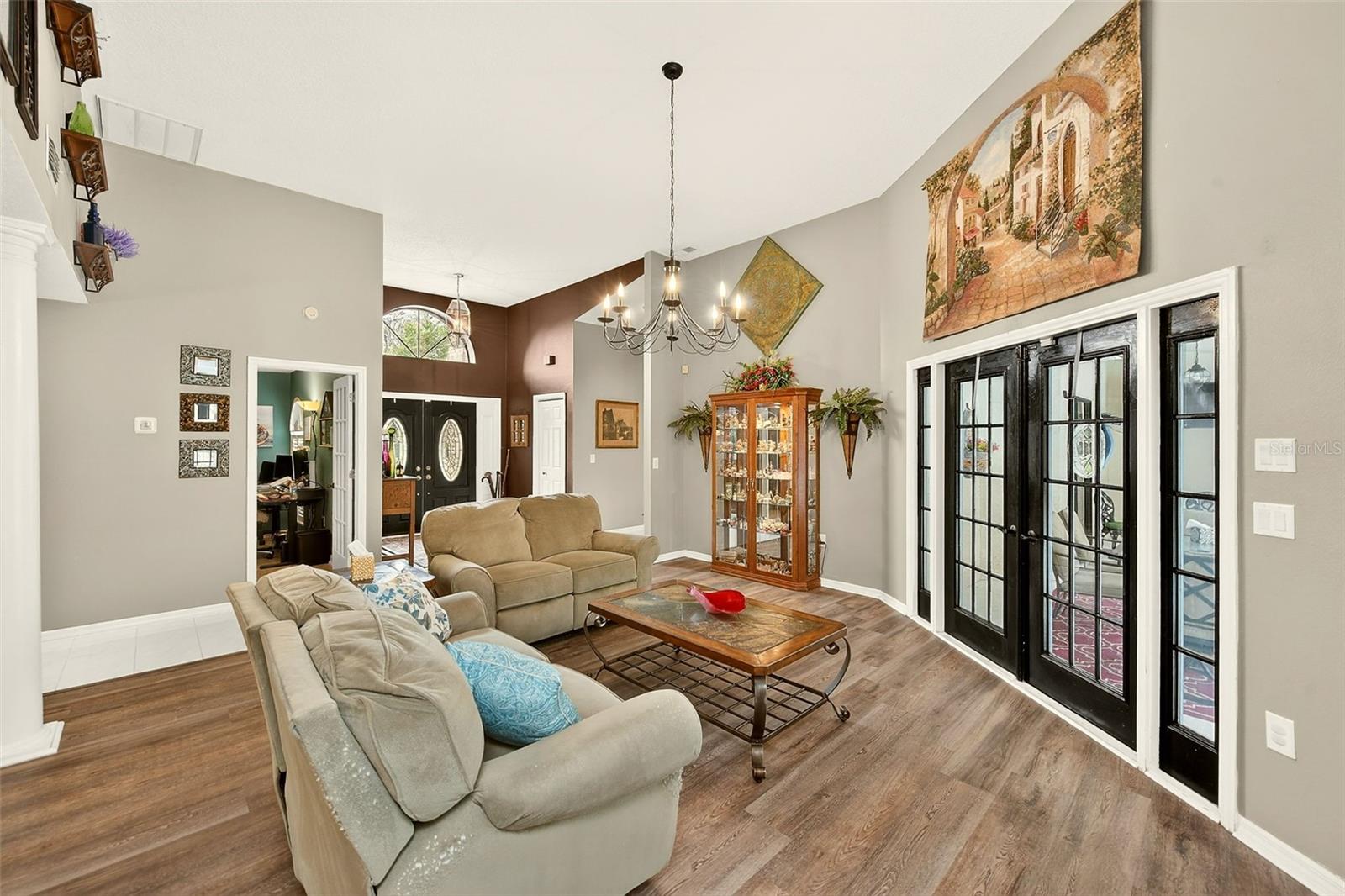 HUNTERS RIDGE - Residential