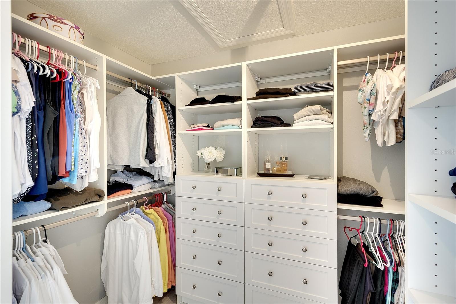 BARRINGTON RIDGE PH 1C - Residential