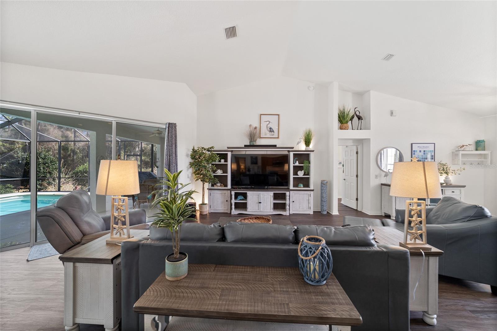 RAINBOW SPRINGS COUNTRY CLUB - Residential