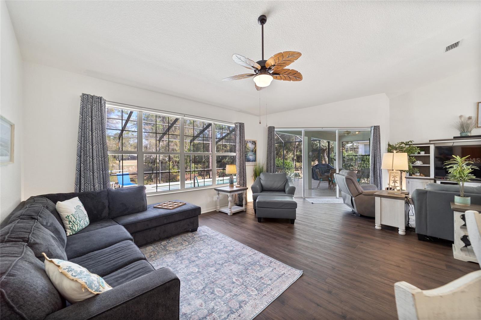 RAINBOW SPRINGS COUNTRY CLUB - Residential