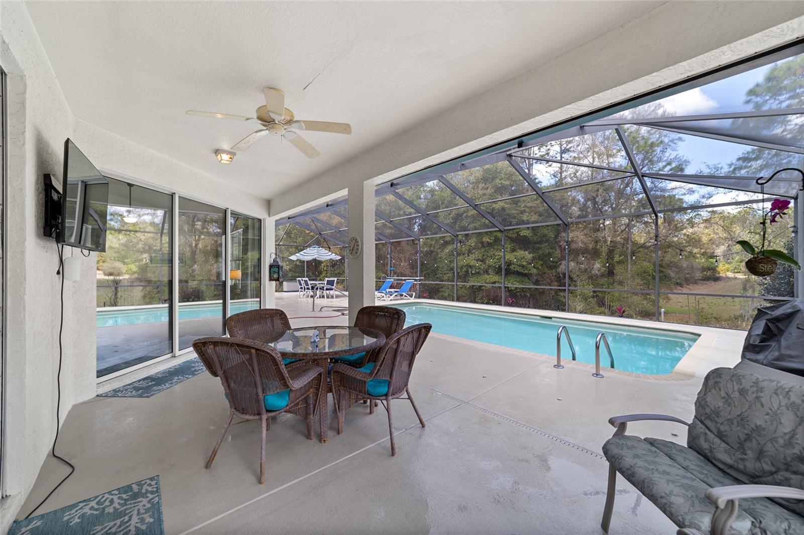 RAINBOW SPRINGS COUNTRY CLUB - Residential