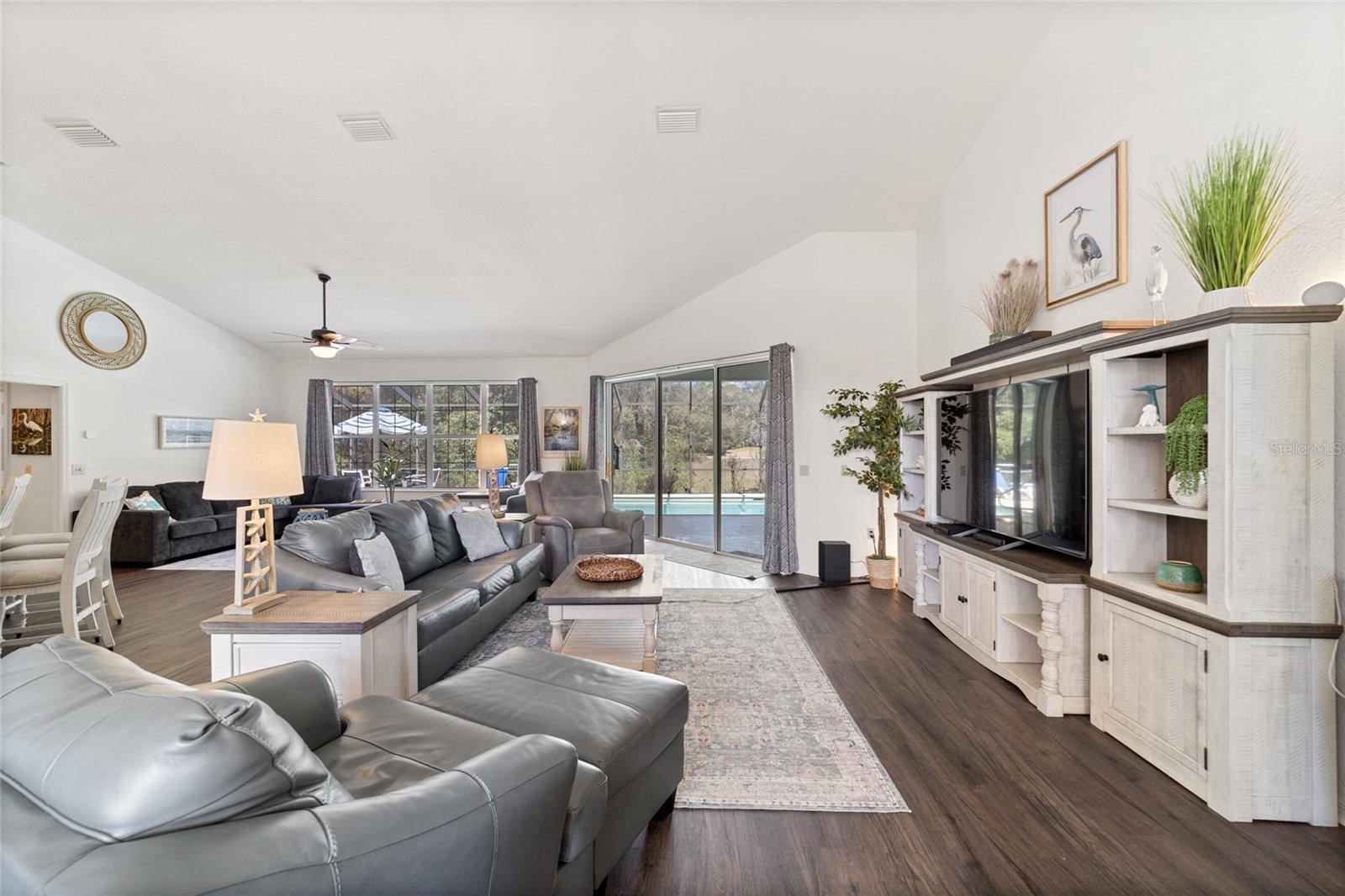 RAINBOW SPRINGS COUNTRY CLUB - Residential