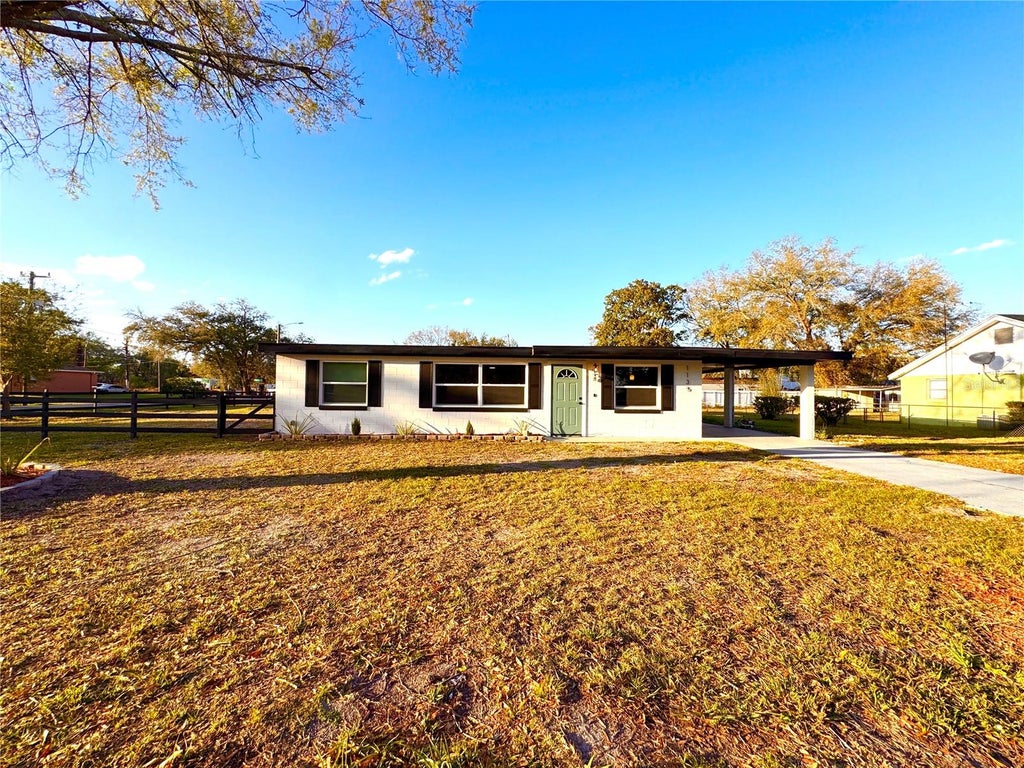 Photo of 1135 Cherokee Drive, Kissimmee, FL 34744 (MLS # S5152754)