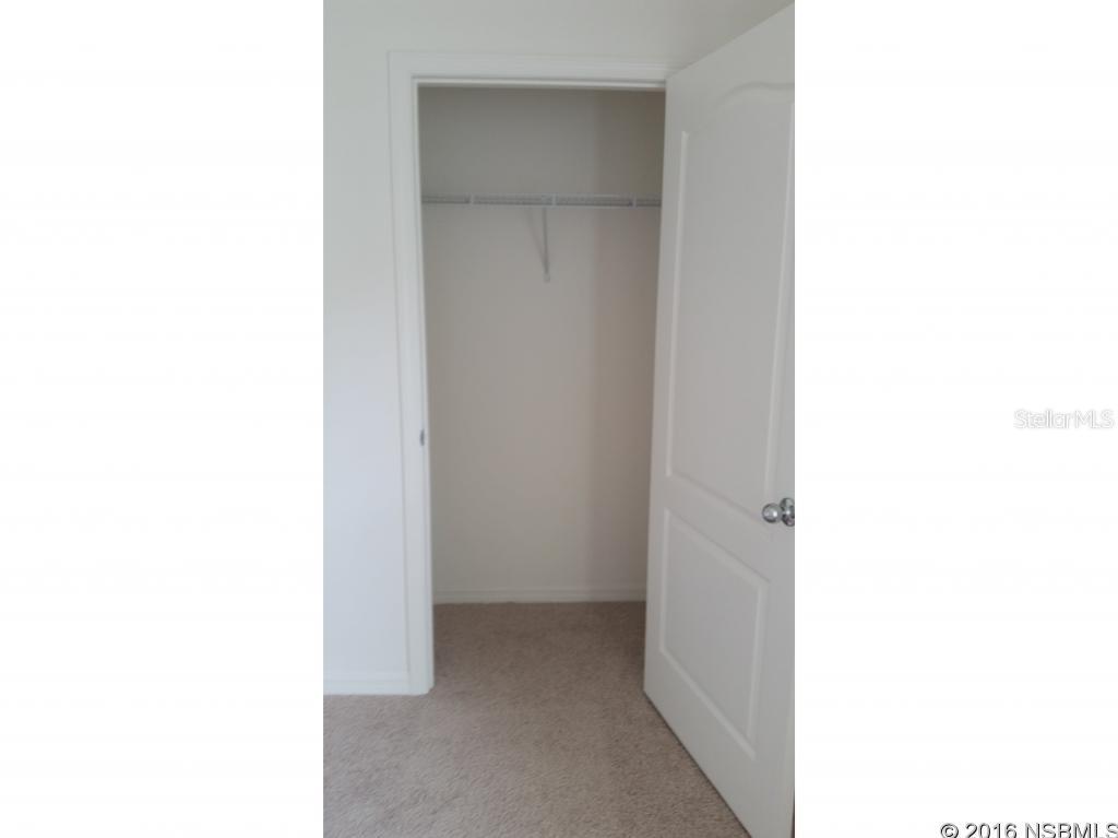 Edgewater Lakes N Ph 01A - Residential Lease