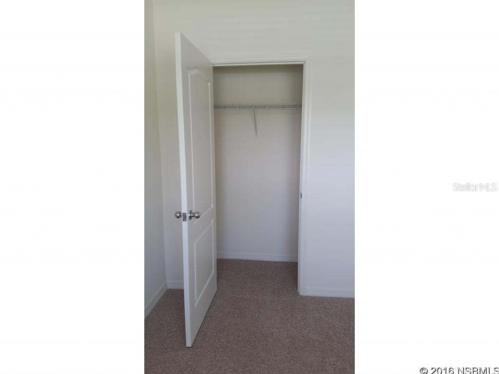 Edgewater Lakes N Ph 01A - Residential Lease