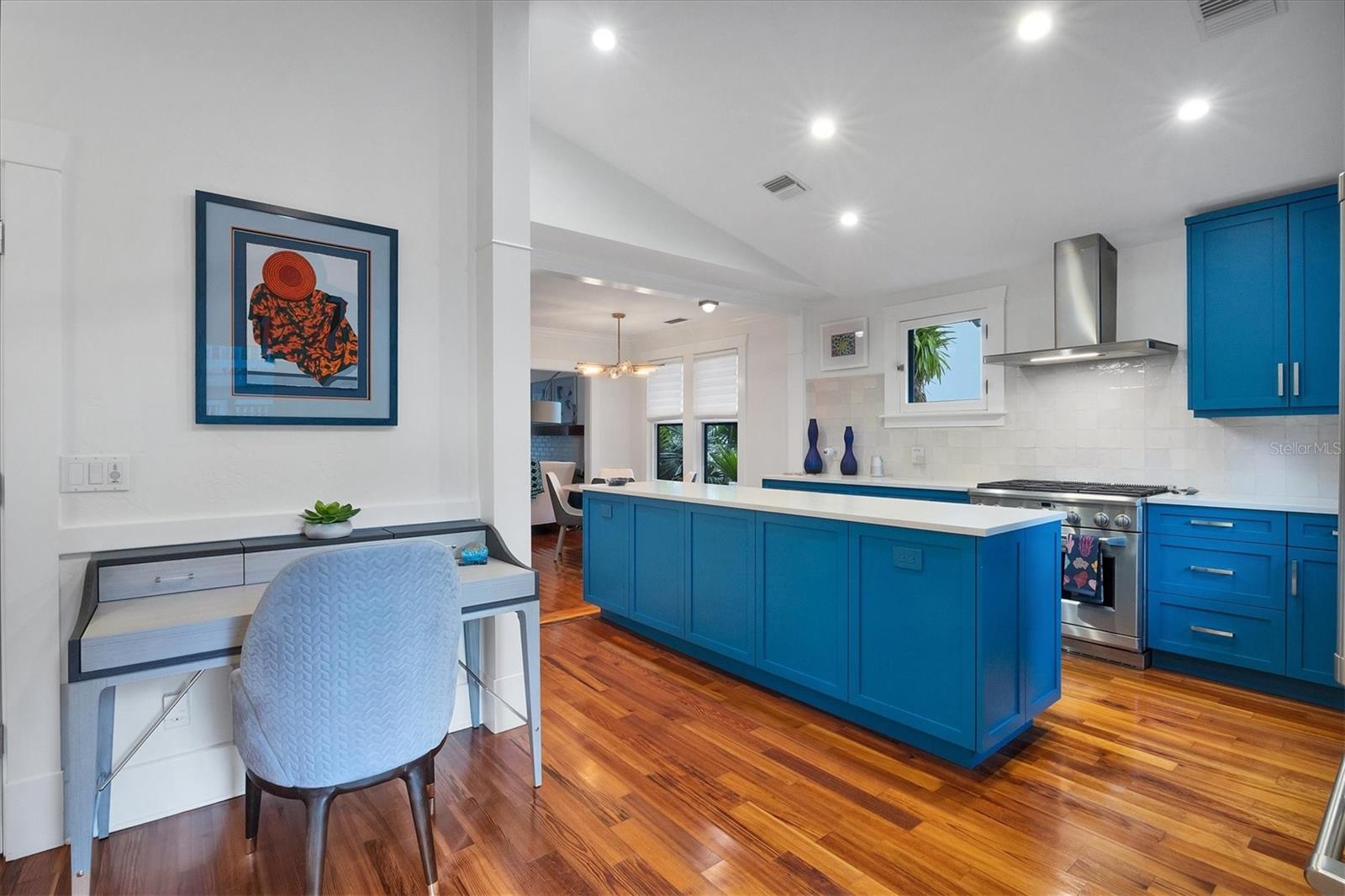 BURNS REALTY - Residential Lease