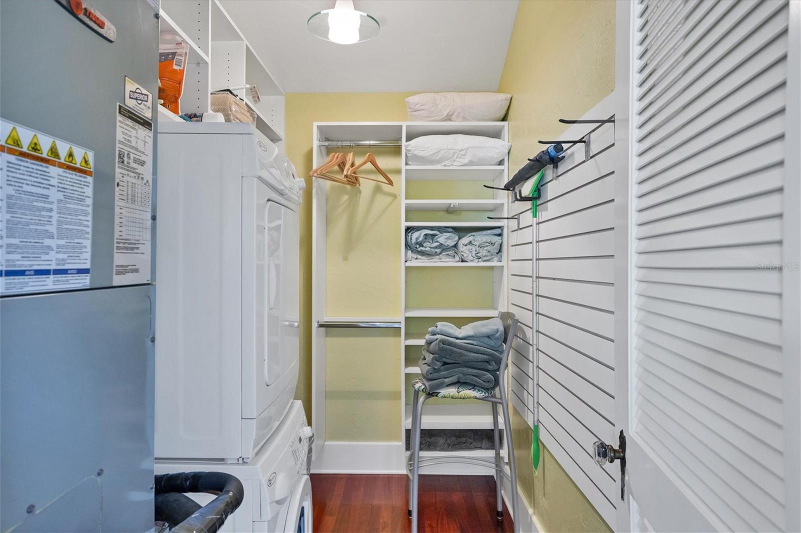 BURNS REALTY - Residential Lease