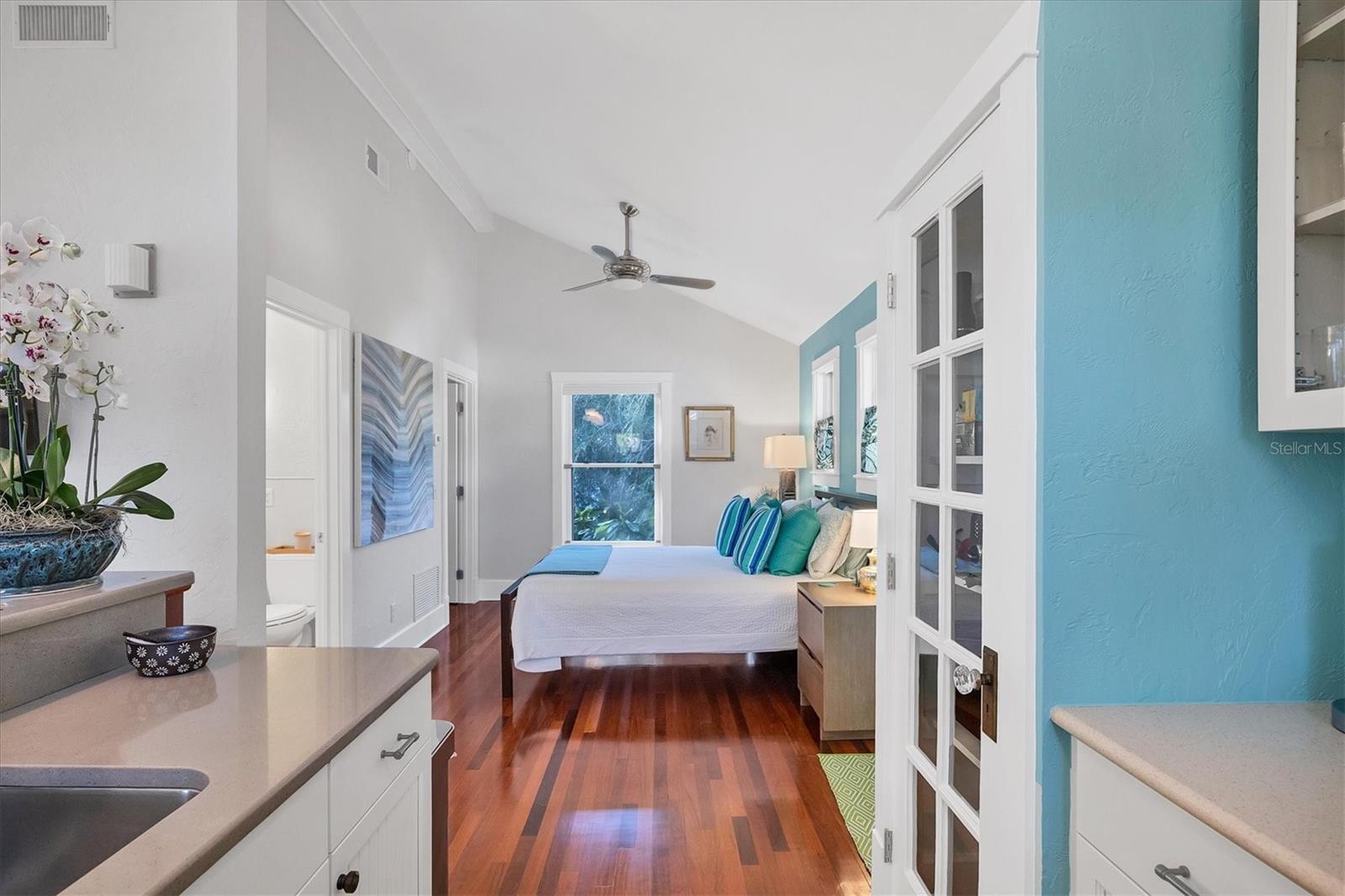 BURNS REALTY - Residential Lease