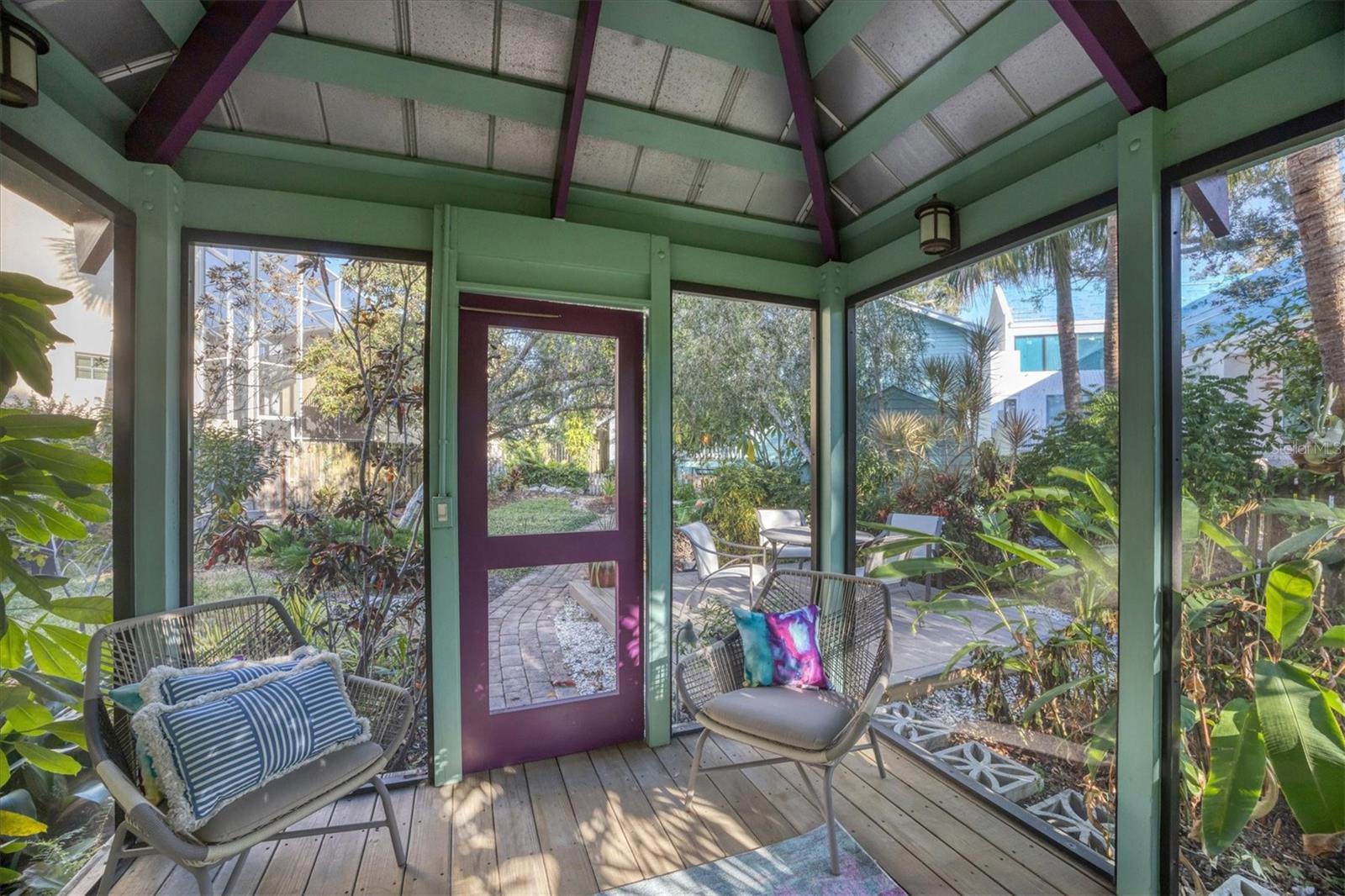 BURNS REALTY - Residential Lease