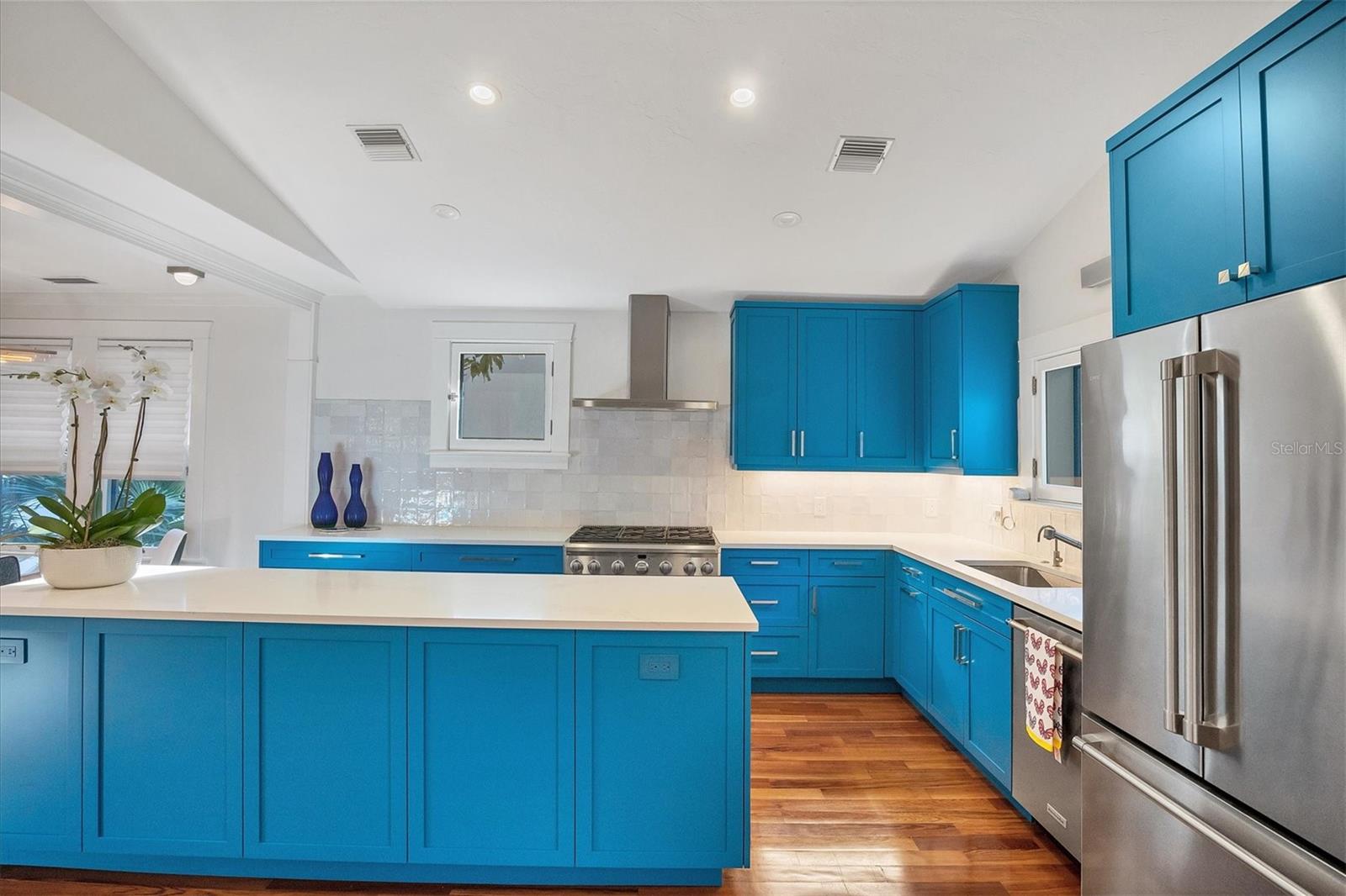 BURNS REALTY - Residential Lease