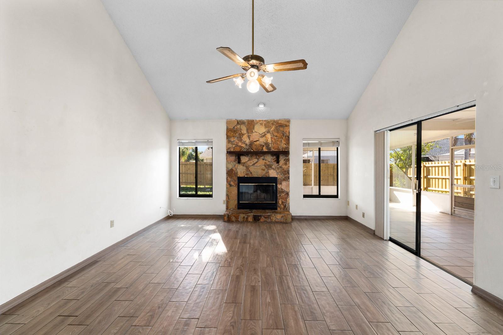 PROVIDENCE LAKES UNIT V PH - Residential