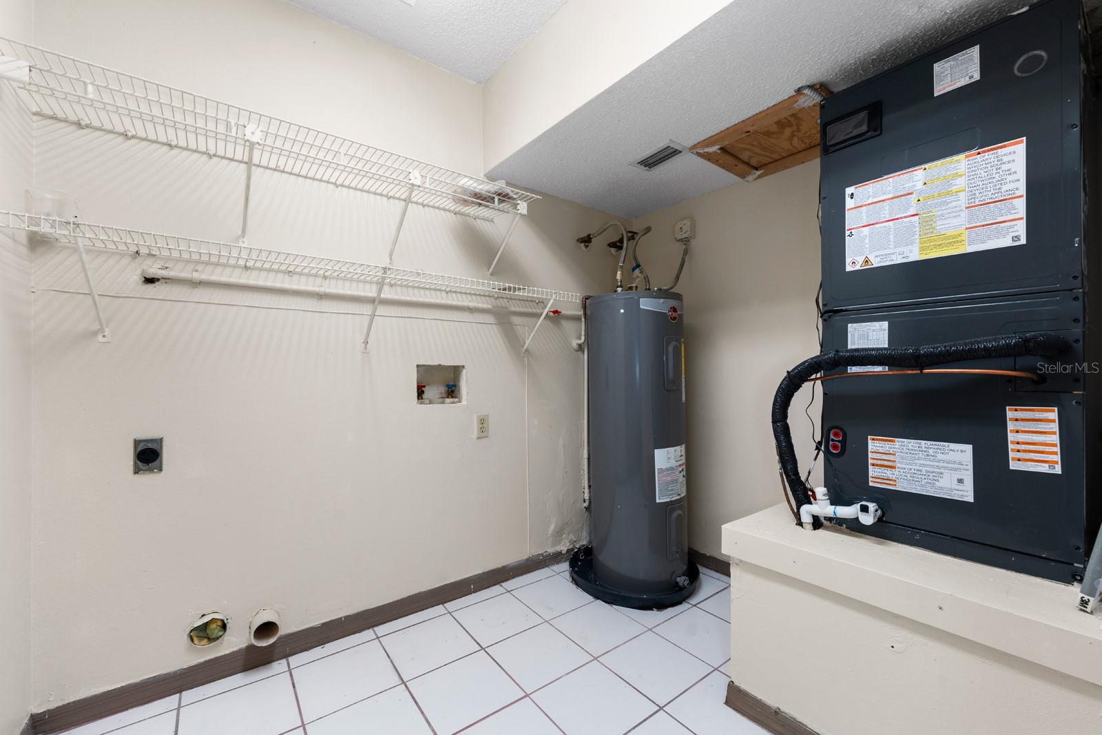 PROVIDENCE LAKES UNIT V PH - Residential