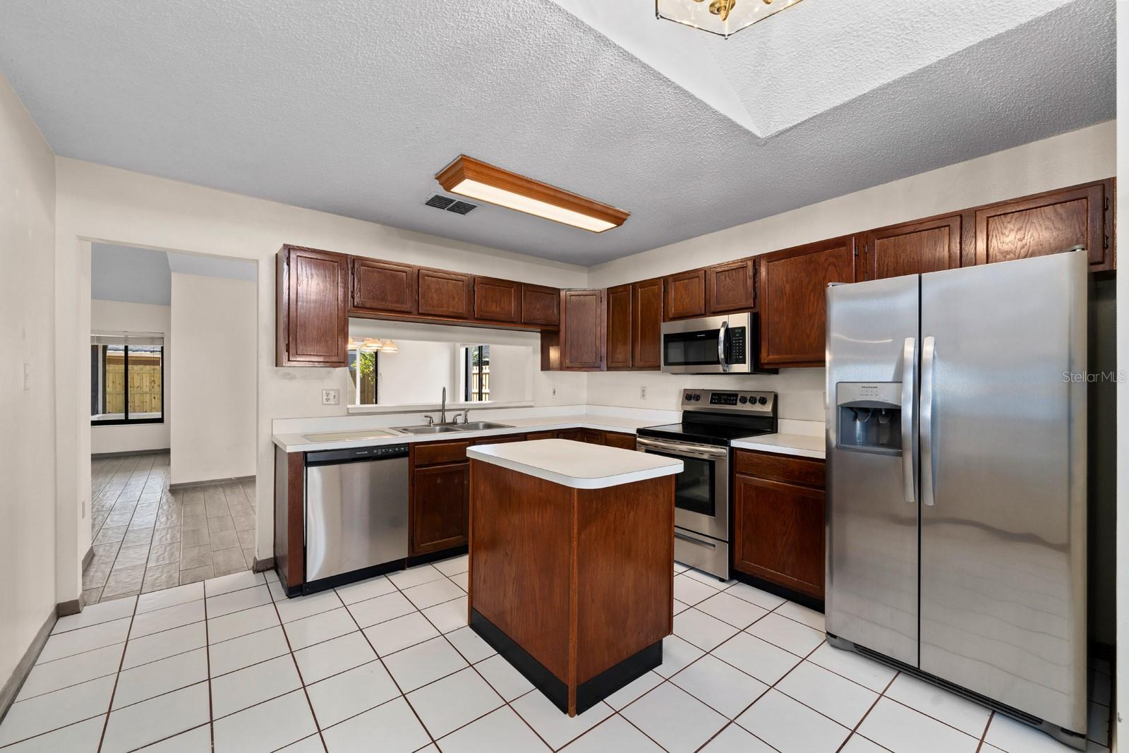 PROVIDENCE LAKES UNIT V PH - Residential