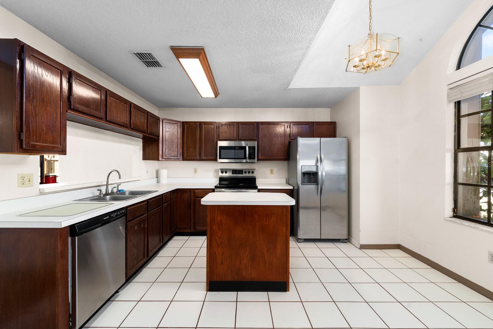 PROVIDENCE LAKES UNIT V PH - Residential